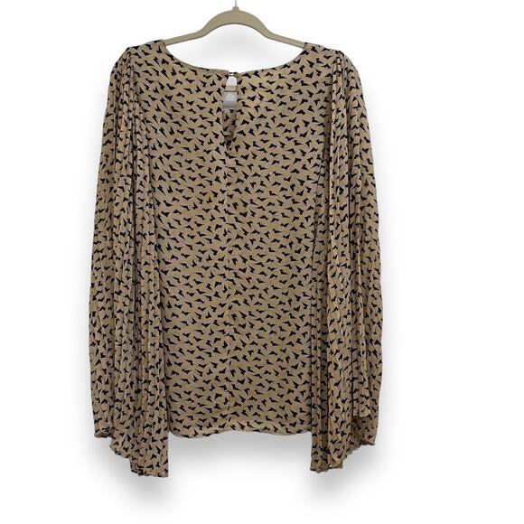 Esley boho pleated wide bell sleeve blouse - Picture 4 of 6